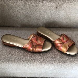 Vintage Daniel Green 70’s slippers